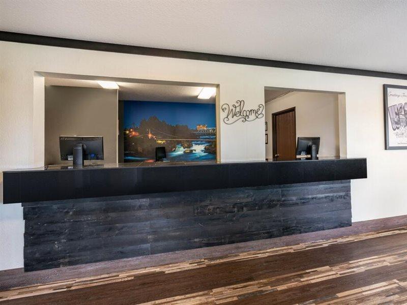Super 8 by Wyndham Spokane Valley Eksteriør bilde